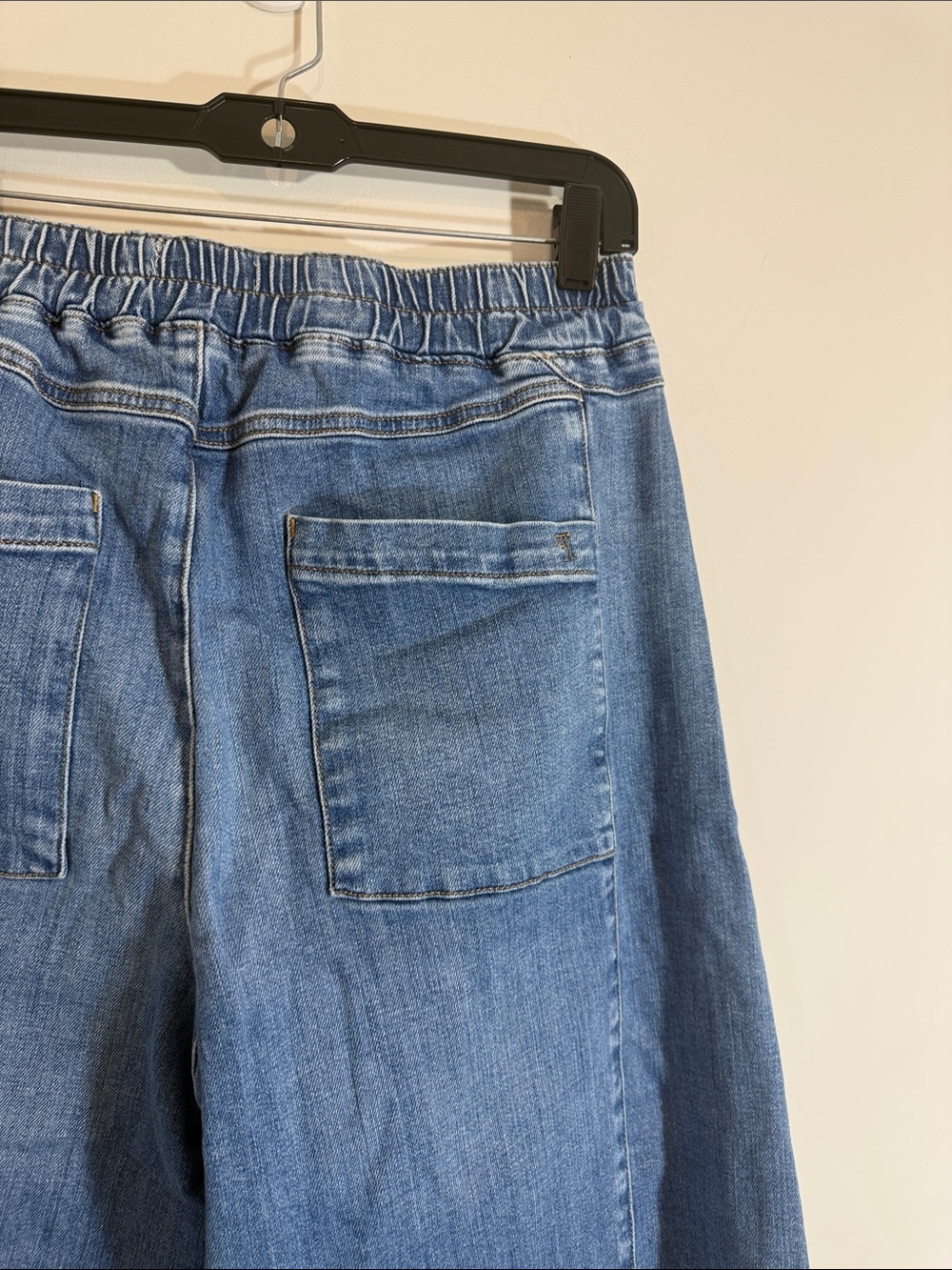 Pilcro Izzie Relaxed Pull-On Barrel Jeans medium - Picture 12 of 13